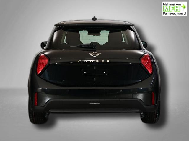 MINI Cooper C Essential Trim 1.5 7-Gang Steptronic 