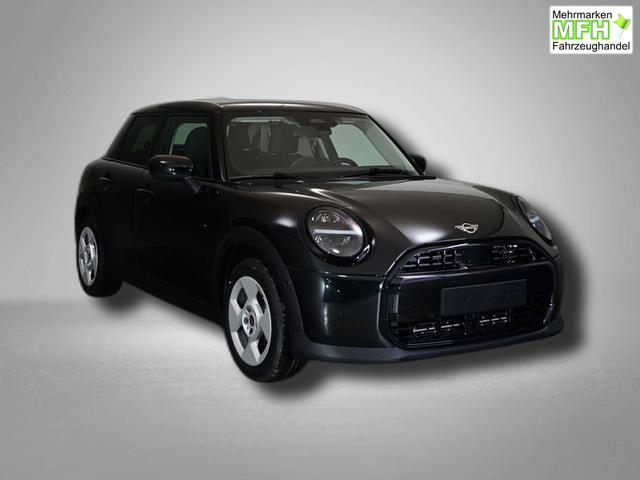 MINI Cooper C Essential Trim 1.5 7-Gang Steptronic 