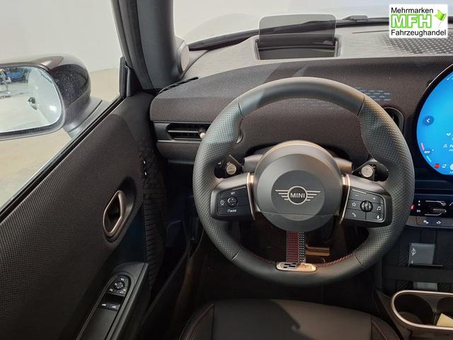 MINI Cooper S John Works Trim 2.0 7-Gang Steptronic 