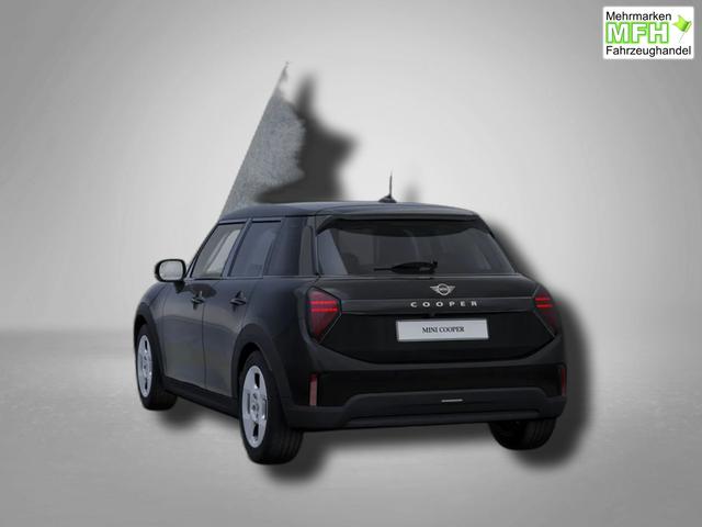 MINI Cooper C Essential Trim 1.5 7-Gang Steptronic 
