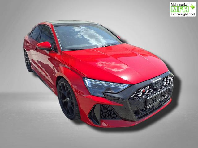 Audi RS3 Limousine 2.5 TFSI 7-Gang S tronic quattro 