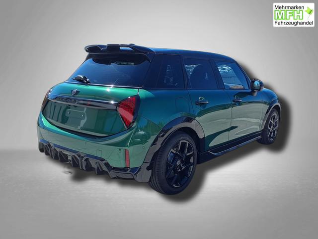 MINI Cooper S John Works Trim 2.0 7-Gang Steptronic 