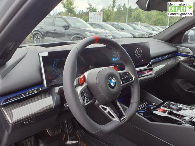 BMW M5 Touring 4.4 8-Gang Steptronic xDrive 