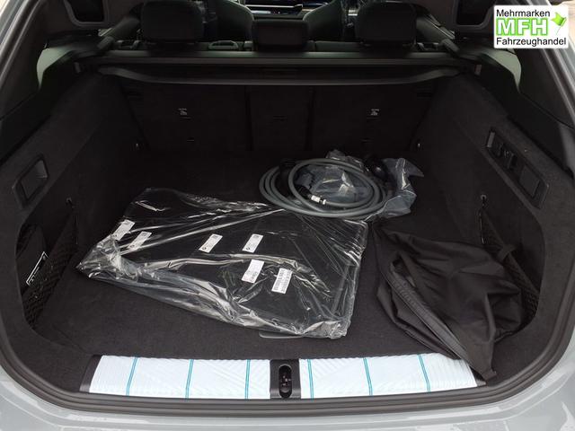 BMW M5 Touring 4.4 8-Gang Steptronic xDrive 