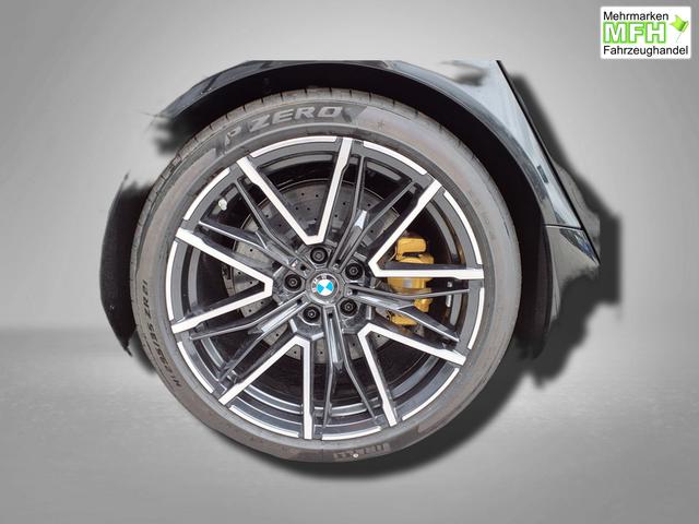 BMW M5 Touring 4.4 8-Gang Steptronic xDrive 