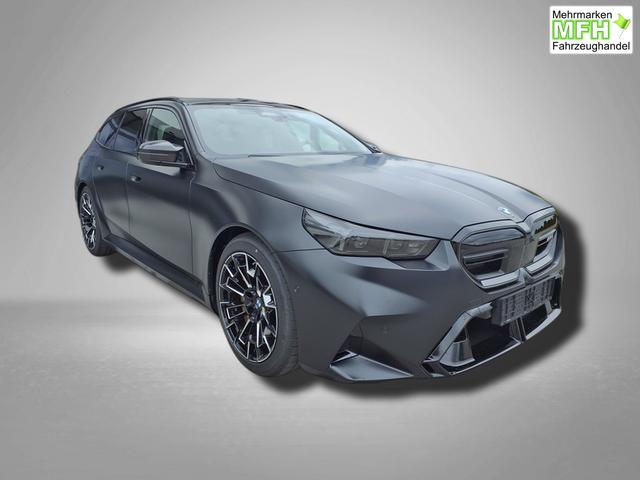 BMW M5 M 4.4 V8 Plug in Hybrid 8-Gang Steptronic 