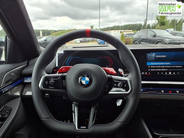 BMW M5 M 4.4 V8 Plug in Hybrid 8-Gang Steptronic 