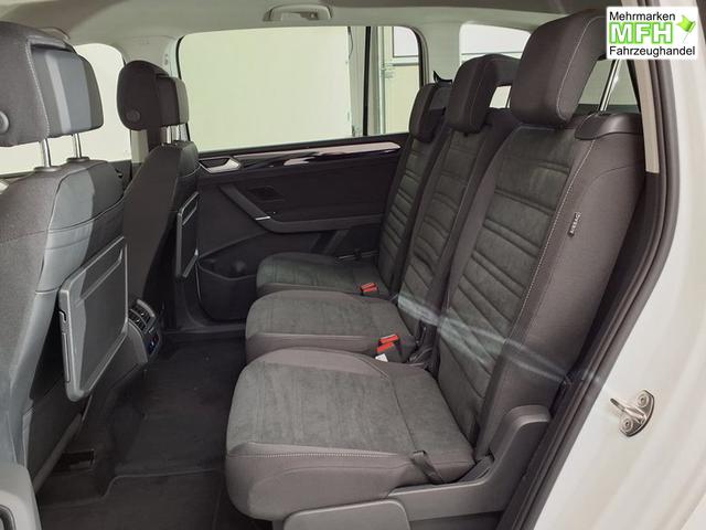 Volkswagen Touran Highline R-Line 1.5 TSI 7-Gang-DSG 
