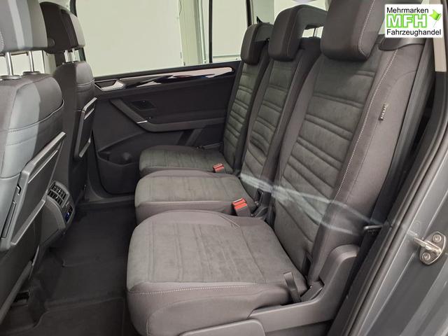 Volkswagen Touran Highline R-Line 1.5 TSI 7-Gang-DSG 