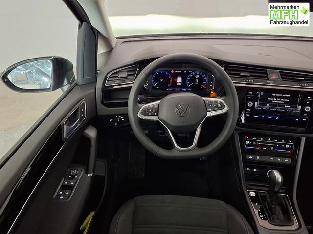 Volkswagen Touran Highline R-Line 1.5 TSI 7-Gang-DSG 