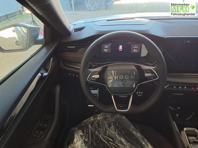 Skoda Octavia Combi RS 2.0 TSI 7-Gang-DSG 