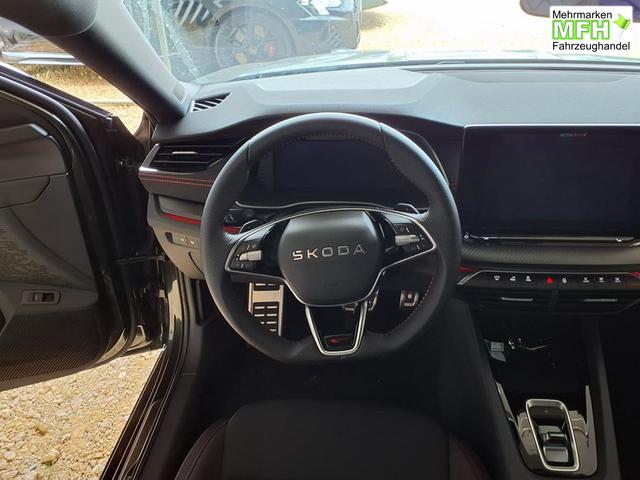 Skoda Octavia Combi RS 2.0 TSI 7-Gang-DSG 