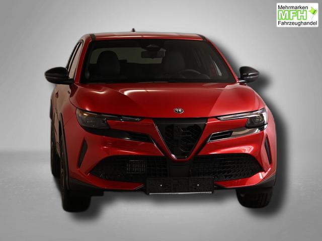 Alfa Romeo Junior Ibrida 1.2 VGT 48V-Hybrid 107 kW Speciale 
