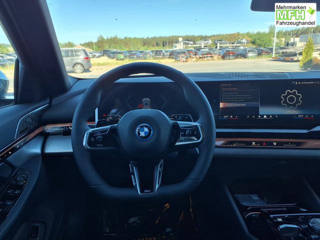 BMW 5er Touring M Sportpaket Pro 550e xDrive 