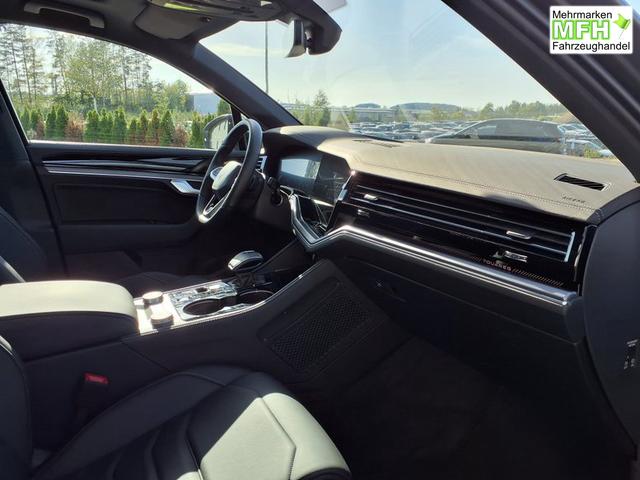 Volkswagen Touareg R-Line 3.0 TDI 8-Gang-Automatik 4MOTION 