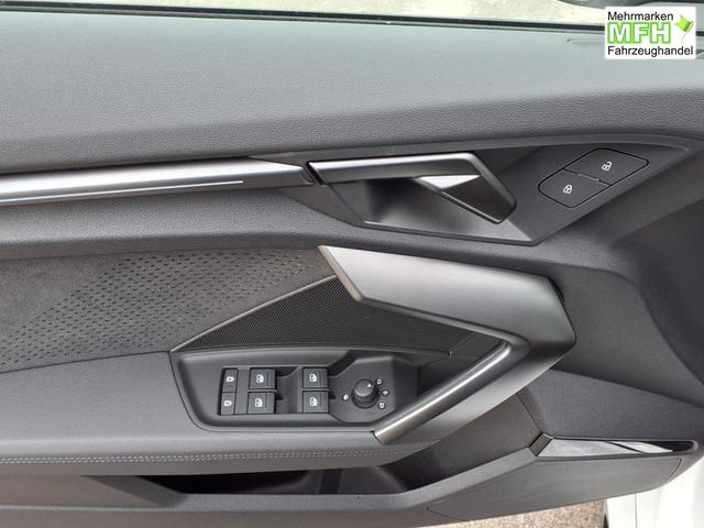 Audi RS3 Sportback 2.5 TFSI 7-Gang S tronic quattro 