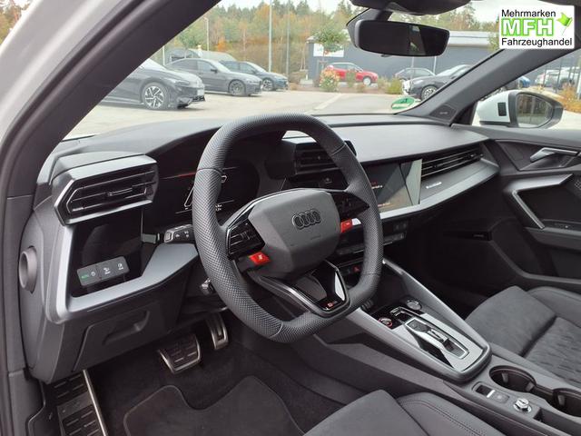 Audi RS3 Sportback 2.5 TFSI 7-Gang S tronic quattro 
