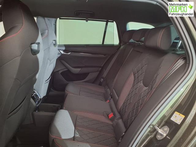 Skoda Octavia Combi RS 2.0 TSI 7-Gang-DSG 