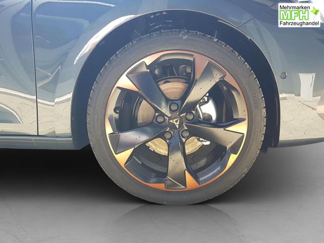 Cupra Leon 1,5eTSI DSG 110KW/ 150PS Matrix, Sennheiser, Assist XL, Navi, Dinamic Sitze 