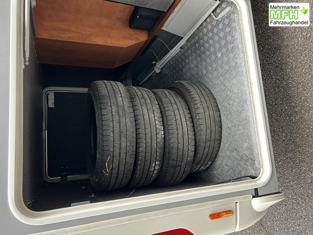 Carthago c-compactline I 143 LE Einzelbetten, Hubbett, Heckgarage 3.5 to 