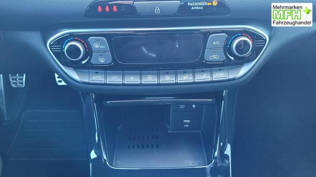 Hyundai i30 FastbackN N Line Fastback Line*LED*Navi*Shzg*PDC*Cam*18Zoll 