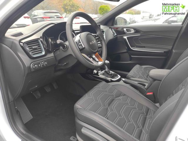 Kia Ceed Sportswagon Edition 30 SW Edition30*LED*Navi*Shzg*Lhzg*PDC*Cam*17" 