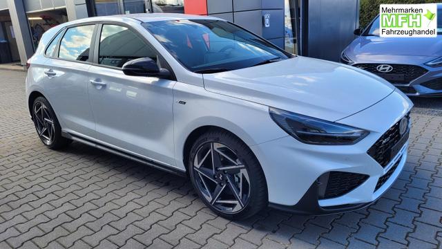 Hyundai i30 N Line HB N-Line*LED*Navi*Shzg*Lhzg*PDC*Cam*ACC*18* 
