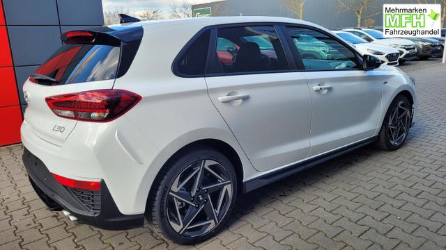 Hyundai i30 N Line HB N-Line*LED*Navi*Shzg*Lhzg*PDC*Cam*ACC*18* 