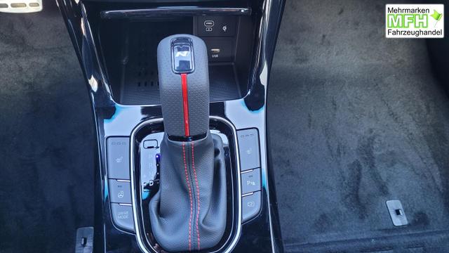 Hyundai i30 N Line HB N-Line*LED*Navi*Shzg*Lhzg*PDC*Cam*ACC*18* 