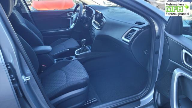 Kia Ceed SPIN 1.5 Spin*Navi*Shzg*Lhzg*PDC*Cam*16Zoll* 