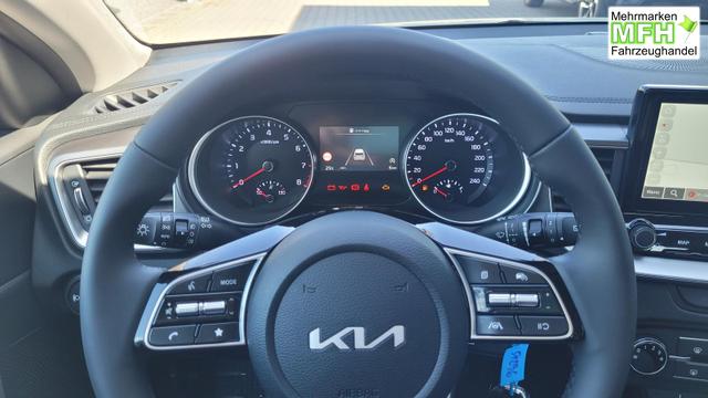 Kia Ceed SPIN 1.5 Spin*Navi*Shzg*Lhzg*PDC*Cam*16Zoll* 