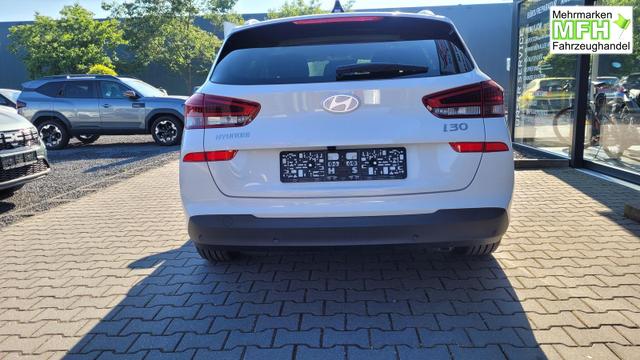 Hyundai i30 Kombi Smart SW Family*LED*Navi*Shzg*Lhzg*PDC*Cam*16Zoll* 