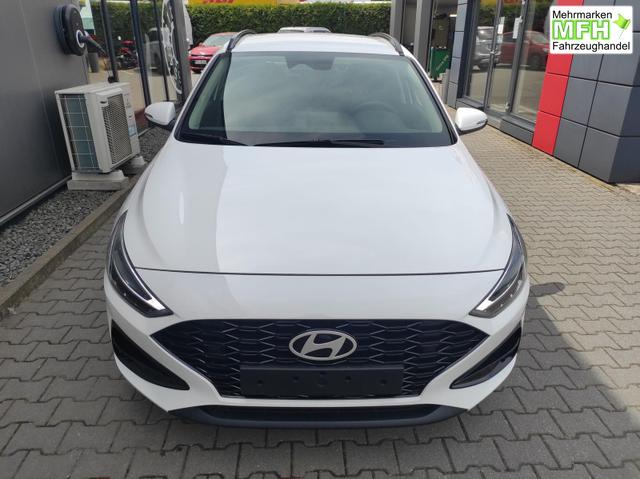 Hyundai i30 Kombi Smart SW Family*Navi*LED*Shzg*Lhzg*PDC*Cam*16Zoll* 