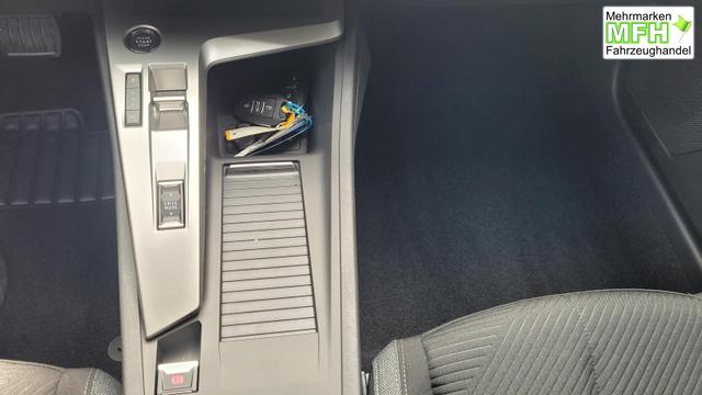 Peugeot 308 SW Active Pack Pack*LED*Navi*Shzg*PDC*BFS*ACC*16" 