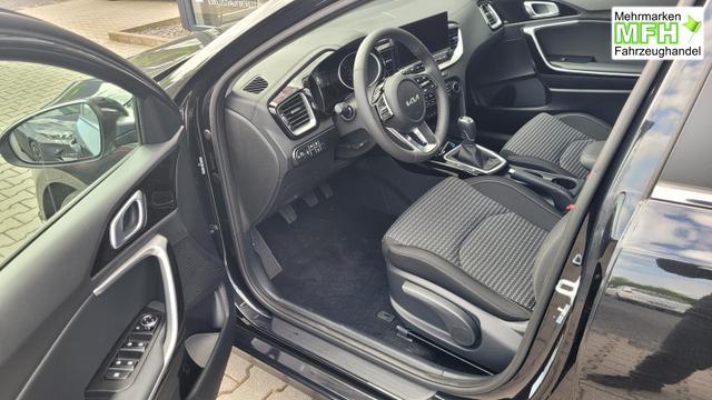 Kia Ceed Gold Gold*LED*Navi*Shzg*Lhzg*PDC*Cam*16Zoll* 