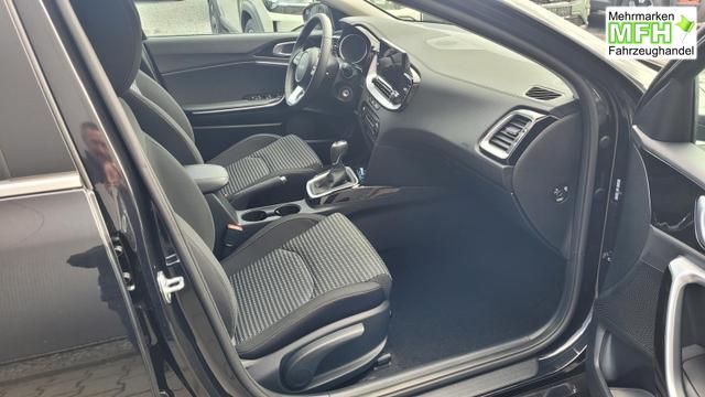 Kia Ceed Gold Gold*LED*Navi*Shzg*Lhzg*PDC*Cam*16Zoll* 