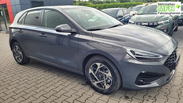 Hyundai i30 Family HB Family*Navi*LED*Shzg*Lhzg*PDC*Cam*Keyless 