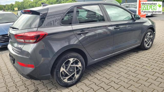 Hyundai i30 Family HB Family*Navi*LED*Shzg*Lhzg*PDC*Cam*Keyless 