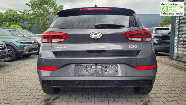 Hyundai i30 Family HB Family*Navi*LED*Shzg*Lhzg*PDC*Cam*Keyless 
