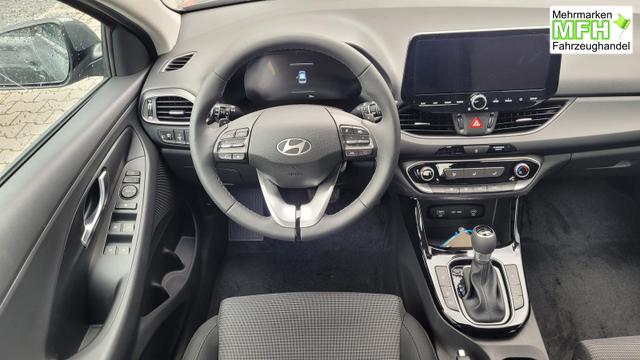 Hyundai i30 Family HB Family*Navi*LED*Shzg*Lhzg*PDC*Cam*Keyless 