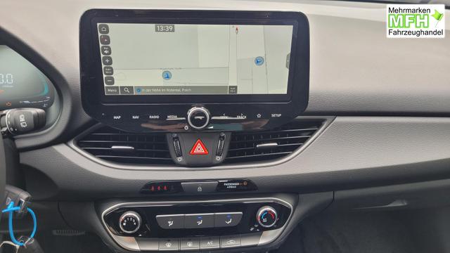 Hyundai i30 Family HB Family*Navi*LED*Shzg*Lhzg*PDC*Cam*Keyless 