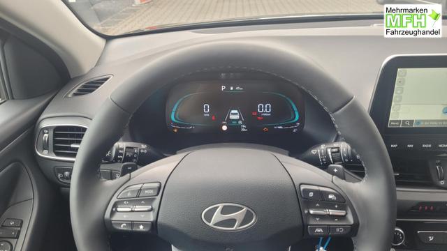 Hyundai i30 Kombi Family SW Family*Navi*LED*Shzg*Lhzg*PDC*Cam*16Zoll* 