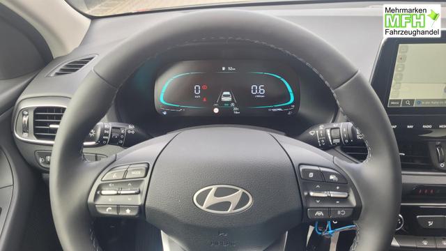 Hyundai i30 Familiy HB Family*Navi*LED*Shzg*Lhzg*PDC*Cam*16Zoll* 