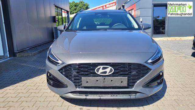 Hyundai i30 Kombi Family SW Family*Navi*LED*Shzg*Lhzg*PDC*Cam*16Zoll* 