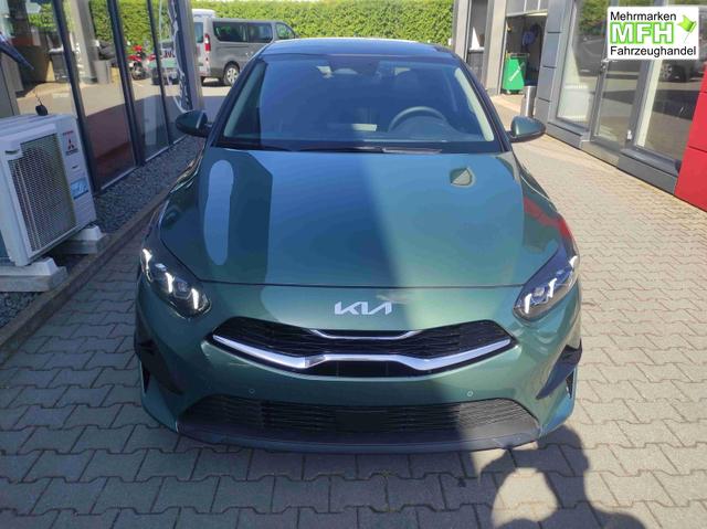 Kia Ceed Platinum AT*LED*Navi*Shzg*PDCv+h*Cam*SD*17" 