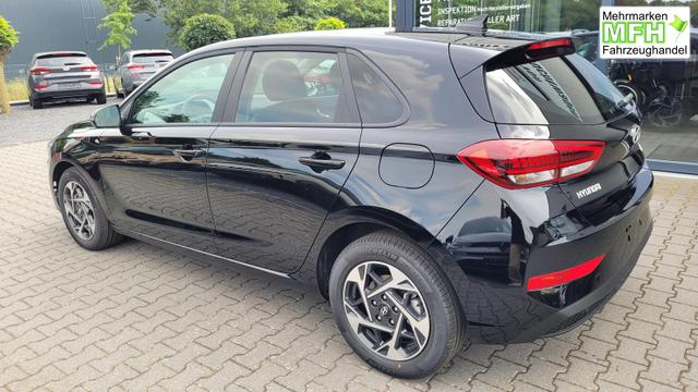 Hyundai i30 Family HB Family*Navi*LED*Shzg*Lhzg*PDC*Cam*Keyless 
