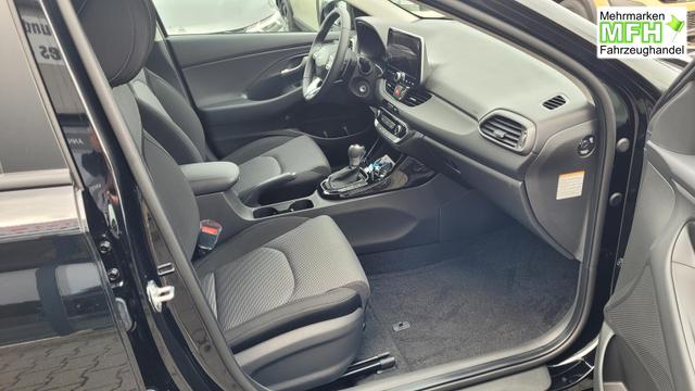 Hyundai i30 Family HB Family*Navi*LED*Shzg*Lhzg*PDC*Cam*Keyless 