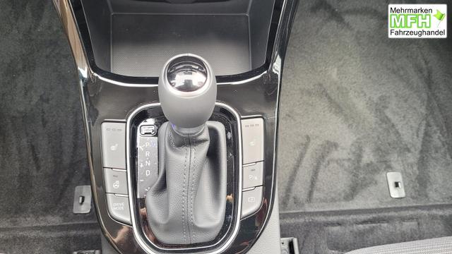 Hyundai i30 Family HB Family*Navi*LED*Shzg*Lhzg*PDC*Cam*Keyless 