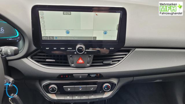 Hyundai i30 Familiy HB Family*LED*Navi*Shzg*Lhzg*PDC*Cam*16Zoll* 