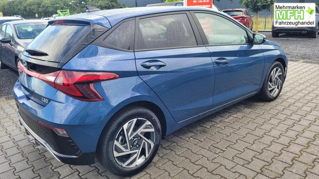 Hyundai i20 Family Family*Navi*Shzg*Lhzg*PDC*Cam*16Zoll*ACA* 